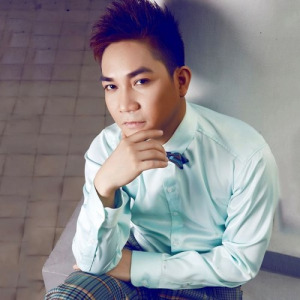 Phạm Khánh Hưng - Mồ Côi